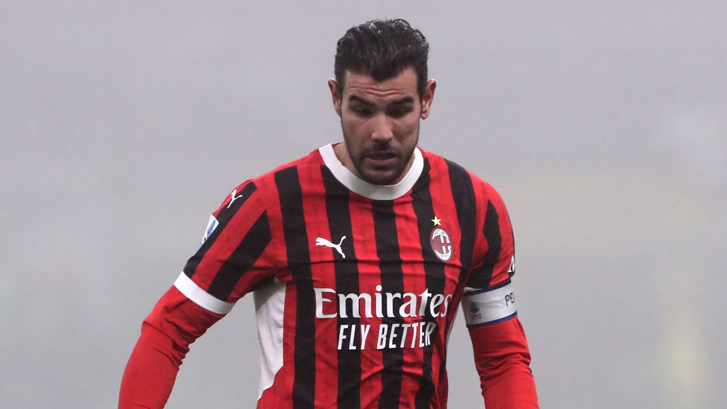 乒乓球男子团体半决赛：上海力克黑龙江挺进决赛